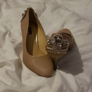 Nude Sparkley Bedazzled Heel NWOT
